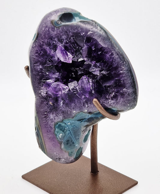 Amethyst mit grün- rosa Jaspis