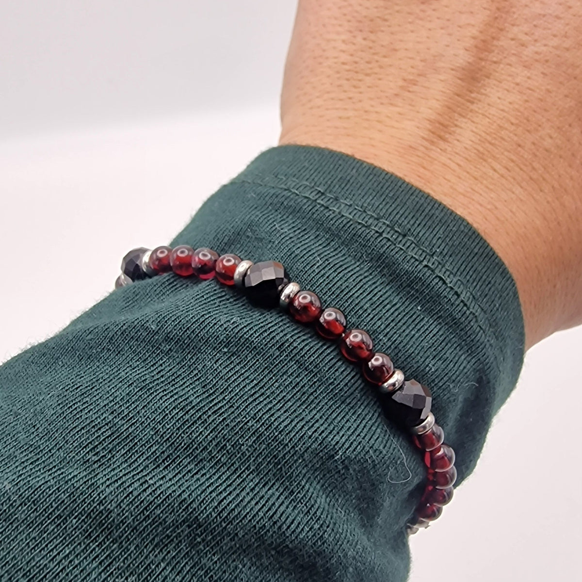 Scarlet Whisper Armband