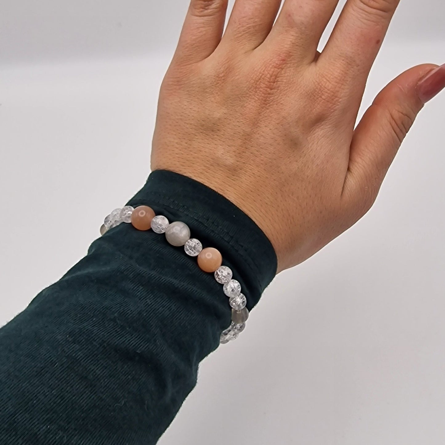 Lunar Blossom Armband