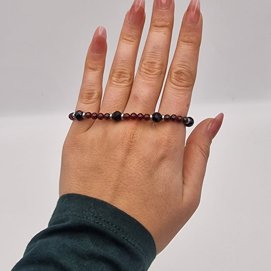 Scarlet Whisper Armband